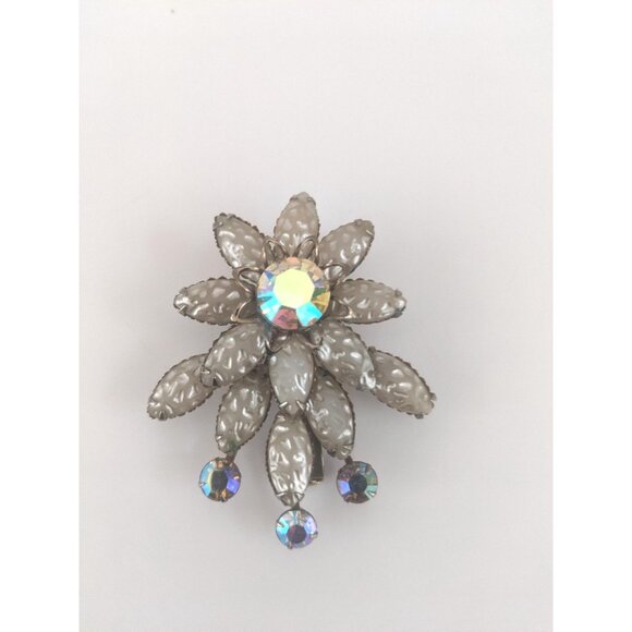 White Flower Brooch Iridescent Accent Brooch for Hat - Picture 9 of 10